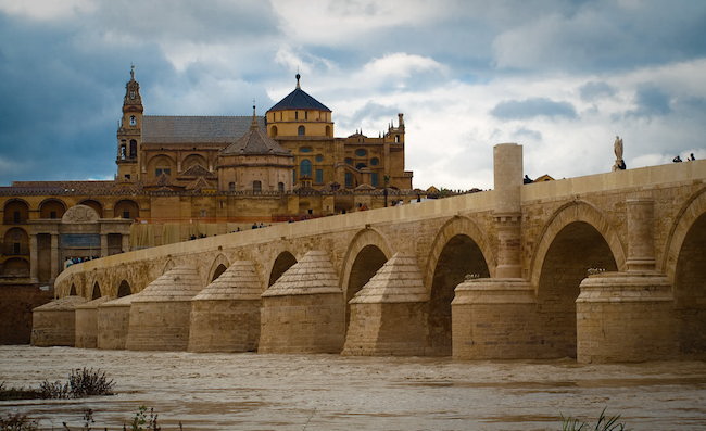 Город Кордова и Римский мост